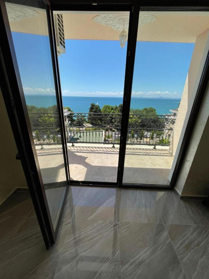 Luxury Seaview Penthouse Apartments At Valencia Gardens Burgas Exterior foto
