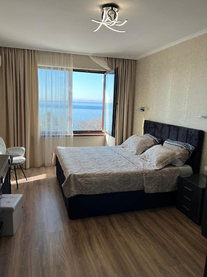Luxury Seaview Penthouse Apartments At Valencia Gardens Burgas Exterior foto