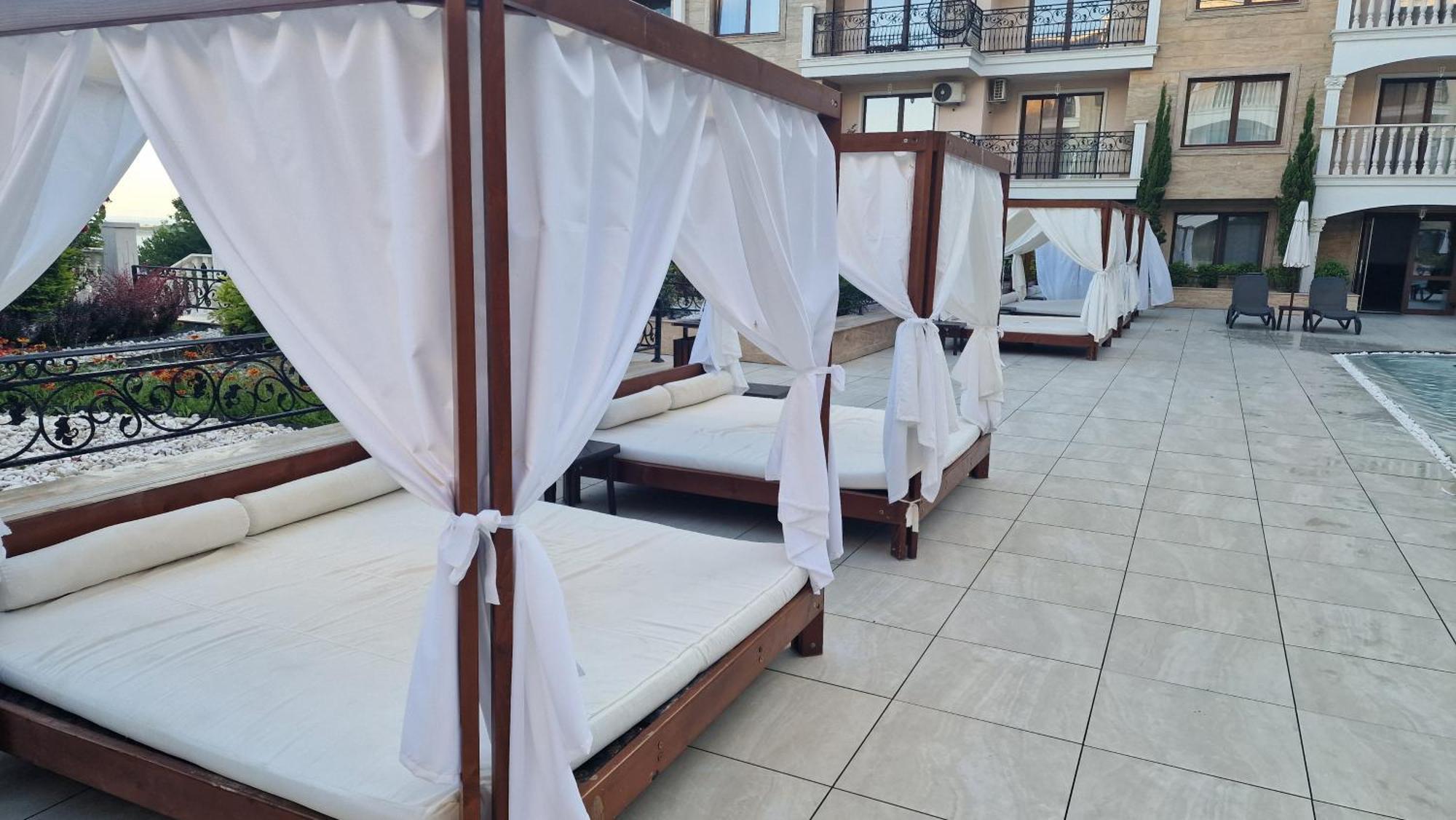Luxury Seaview Penthouse Apartments At Valencia Gardens Burgas Exterior foto
