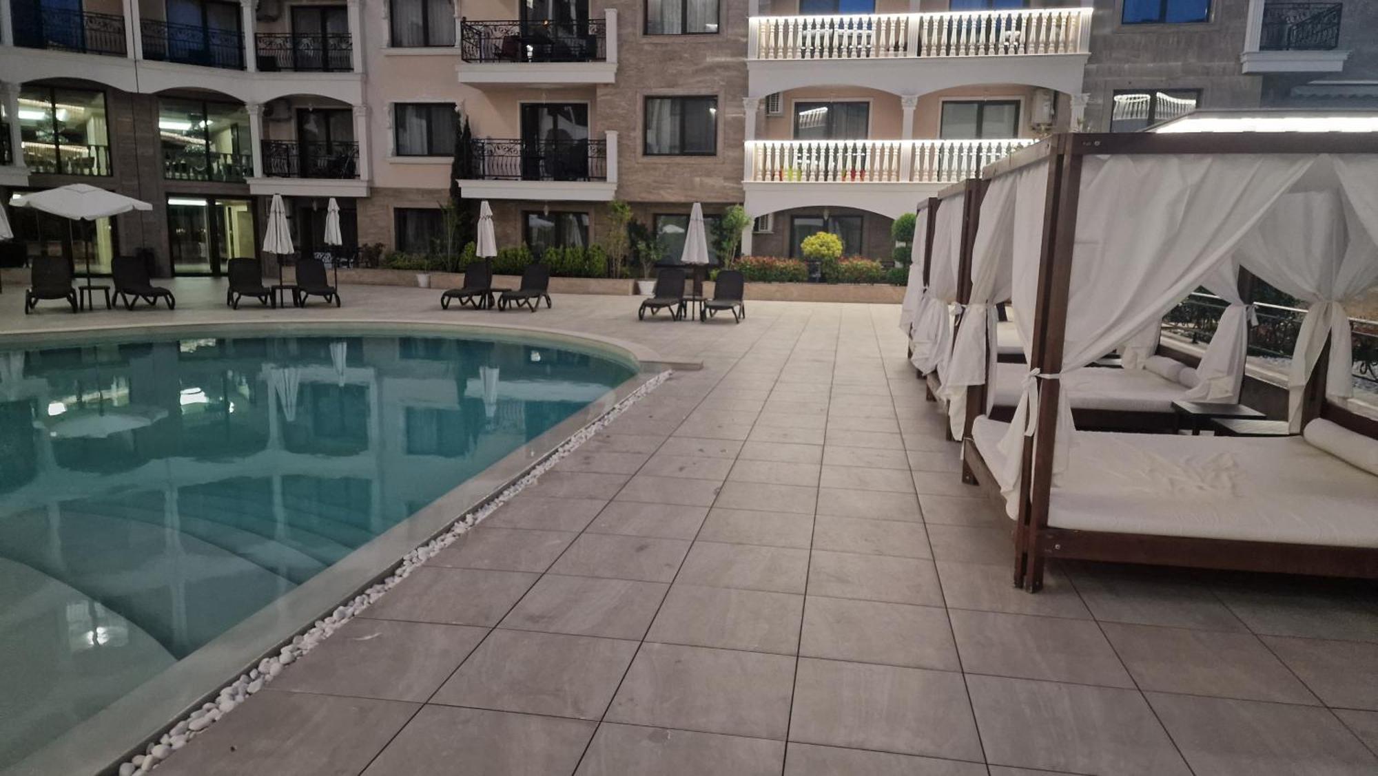 Luxury Seaview Penthouse Apartments At Valencia Gardens Burgas Exterior foto